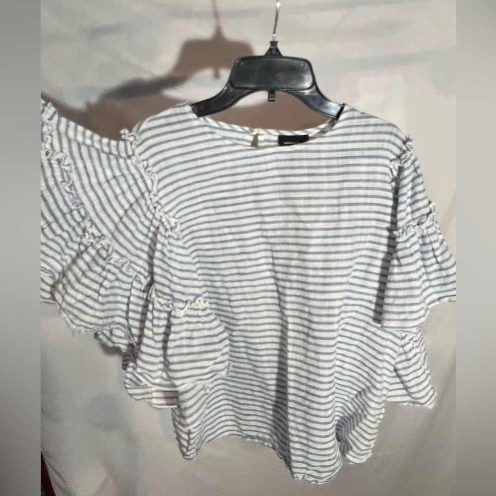 Who what wear small ruffle blue and white shirt